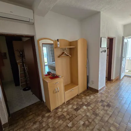 Apartment Stula Omisalj